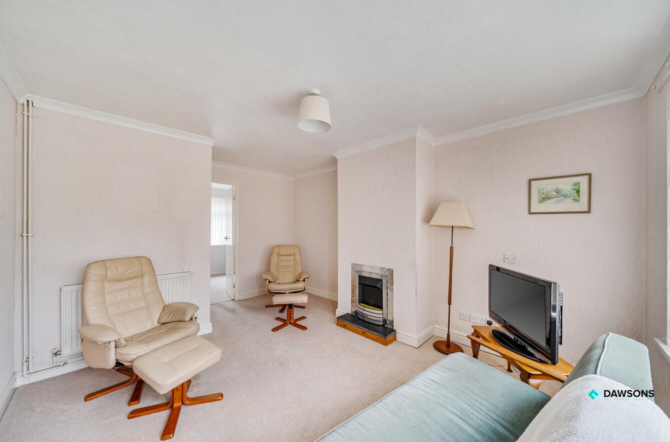 Broad Parks, West Cross, Swansea, SA3 5NZ